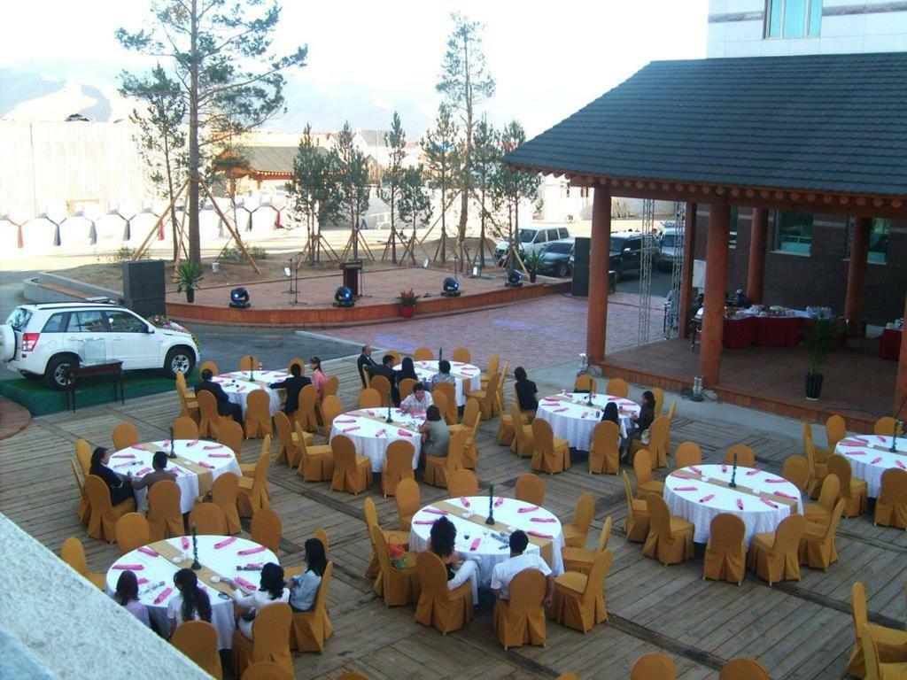 Sunjin Grand Hotel Ulán Bator Exterior foto